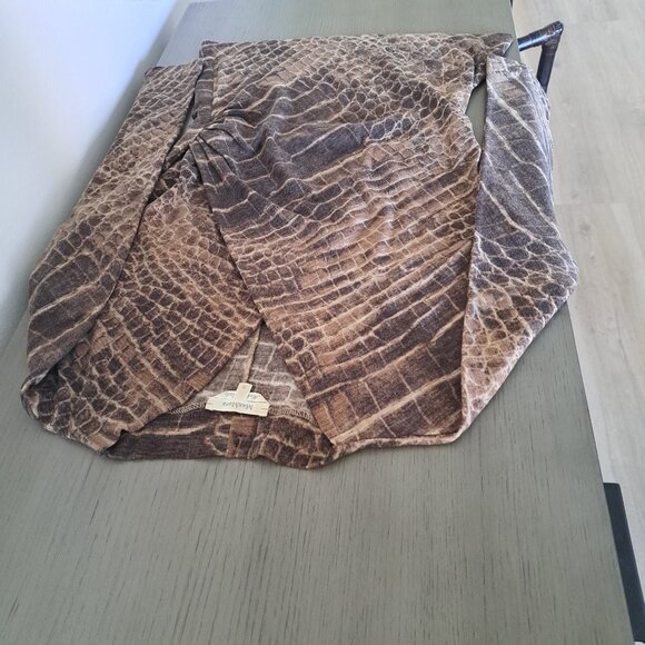 MaxMara V Neck Wrap Style Croco Pattern Wool Blend Sweater Draped Top Italy Sz S - Picture 4 of 11